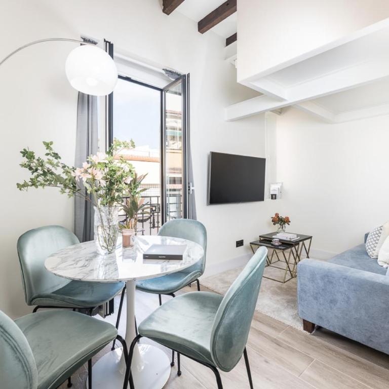 dPLACE To Be - Luxury apartments in Barrio de Salamanca - Apartamento Deluxe de 2 dormitorios con balcón - 1