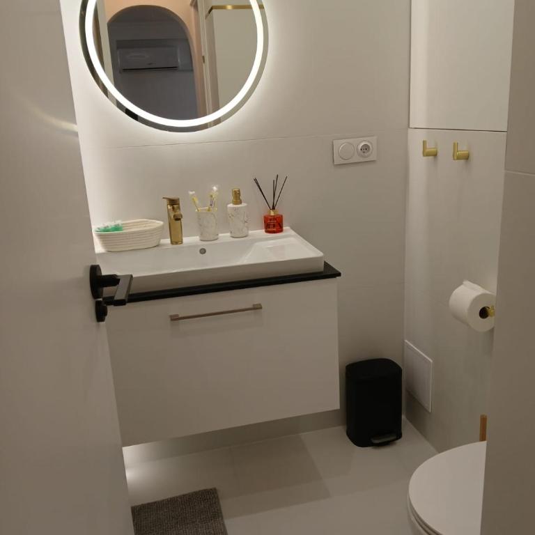 Casa Barcelona 2 minutos la playa - Two-Bedroom Apartment - 21