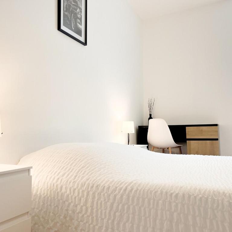 Le Romain - Centre-Ville Gare - Spacieux - Netflix - Appartamento con 2 Camere da Letto - 6