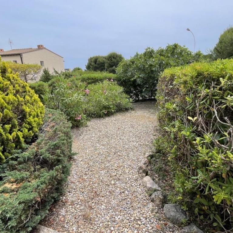 Appartement pour 4 avec jardin proche plage - Appartement - 11