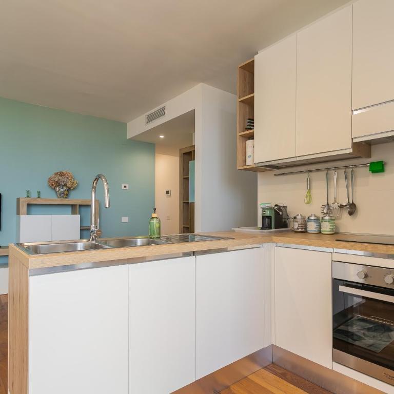 Verdica10 LUXURY HOME - City View & Private Parking - Appartamento con 1 Camera da Letto - 17