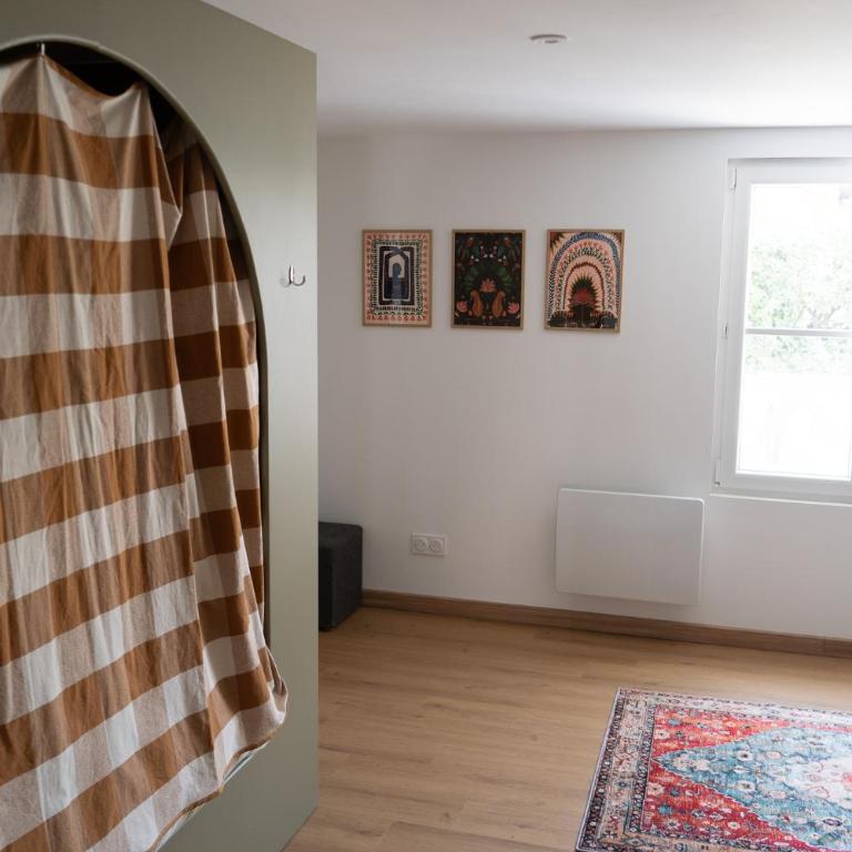 La Maison Léon - Posto Letto in Dormitorio Misto - 15