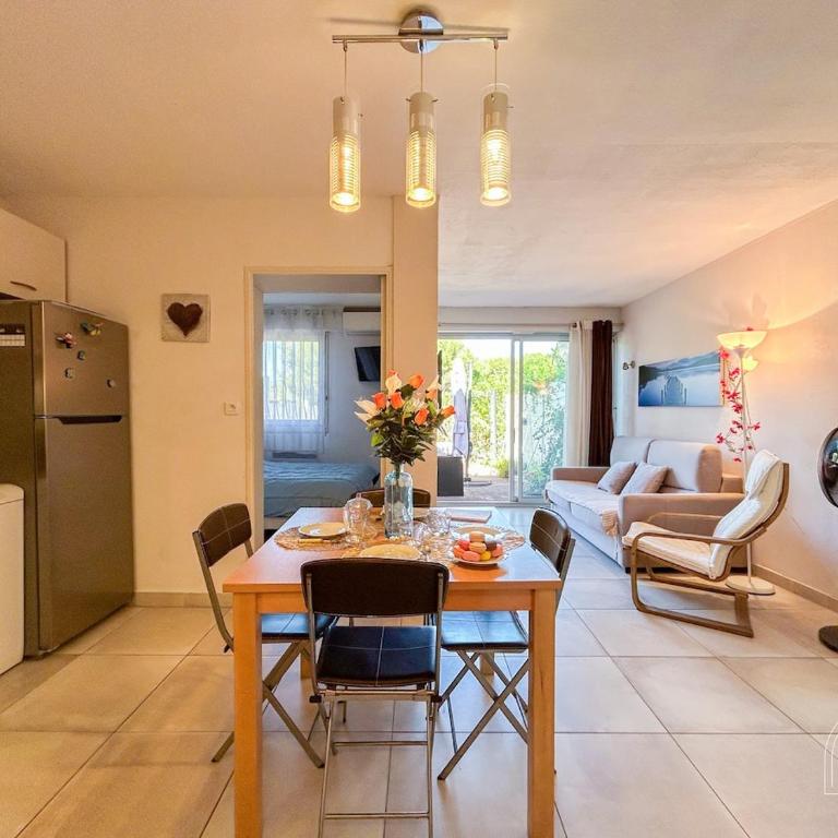 Coquet T2 à Sanary-sur-mer en rez-de-jardin - Apartment mit 2 Schlafzimmern - 4