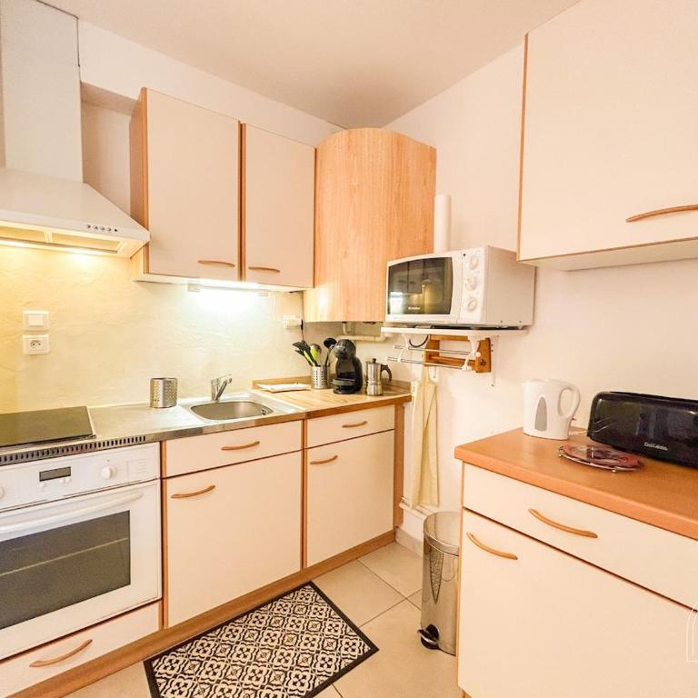 Coquet T2 à Sanary-sur-mer en rez-de-jardin - Apartment mit 2 Schlafzimmern - 8
