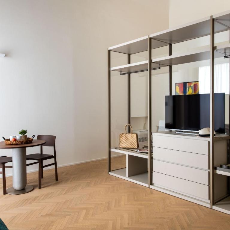 Palazzo Botta Suites - Camera King - 2