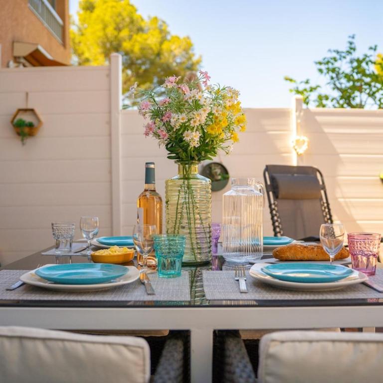 Coquet T2 à Sanary-sur-mer en rez-de-jardin - Apartment mit 2 Schlafzimmern - 28