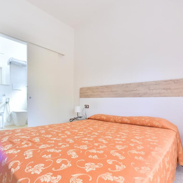 Hotel Di Giovanni - Camera Matrimoniale/Doppia con Letti Singoli - 1