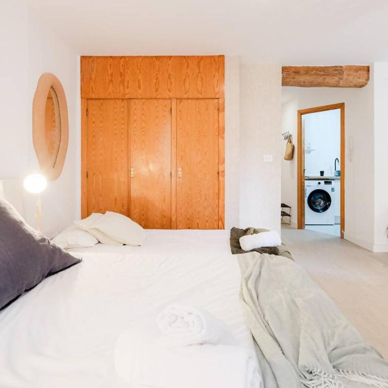 Loft Loarre | Estudio Premium Renovado | 5 Pax - Apartamento de 2 dormitorios - 3