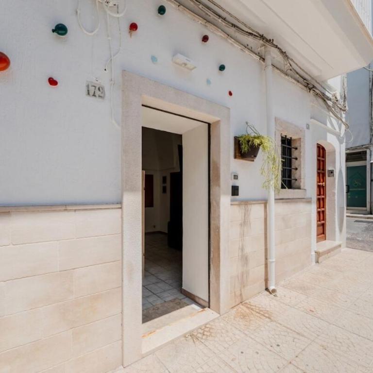 Relax 2 Cuori, Suite with Jacuzzi in Ostuni Historic Center - Deluxe Suite with Spa Bath - 26