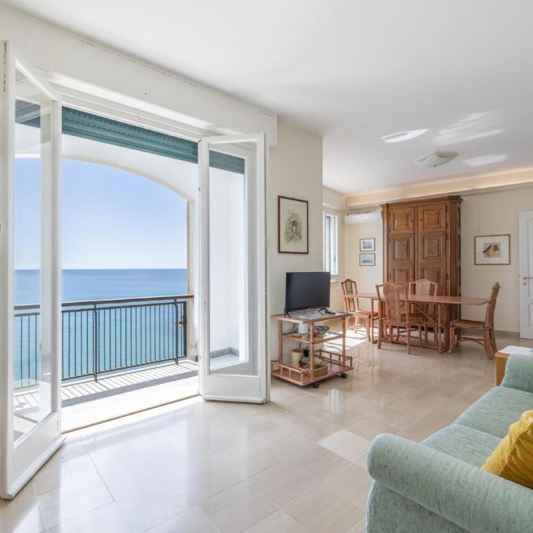 The Sound of the Sea by Wonderful Italy - Appartamento con 2 Camere da Letto, Balcone e Vista mare - 1