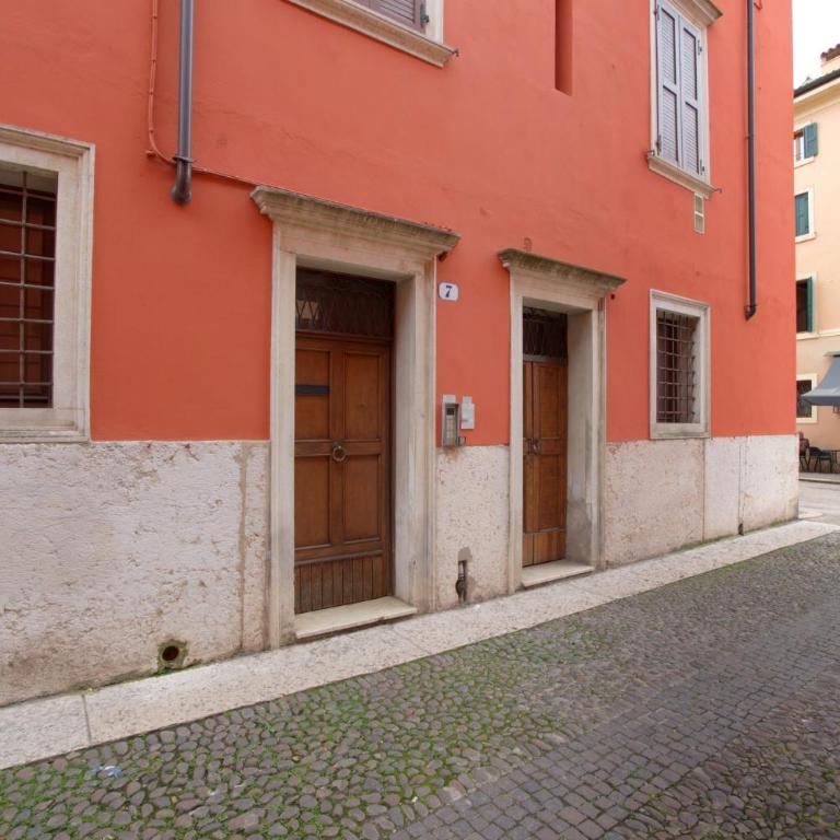 GuestHost - Comfy Studio-Flat near Verona Center - Studio - 16