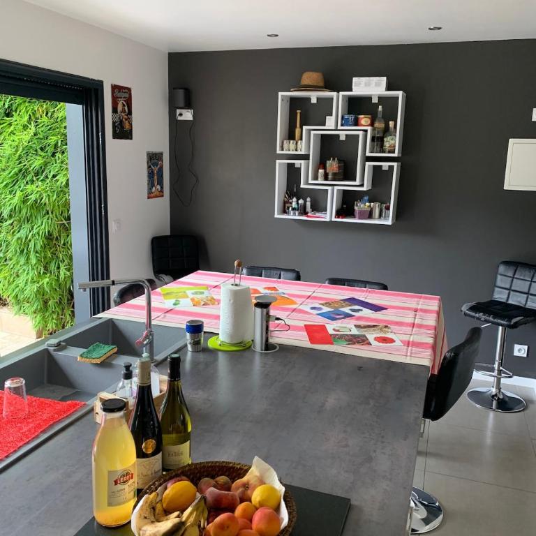 House with hammam between city and circuit - Casa con 4 camere da letto - 25