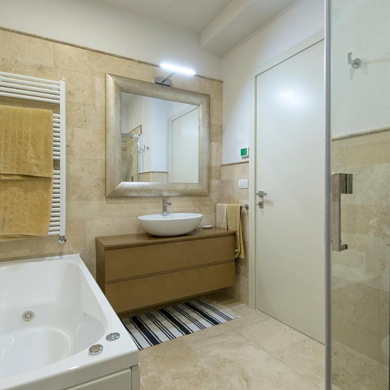 Luxury Marigold Cortona View I Comfort Sauna & Infinity Pool - Villa Superior - 13