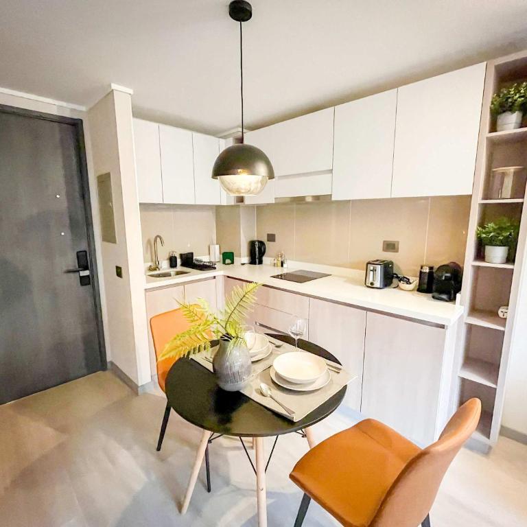 HOM I Departamento 1D1B Metro Santa Lucia 2PAX - Apartamento - 17