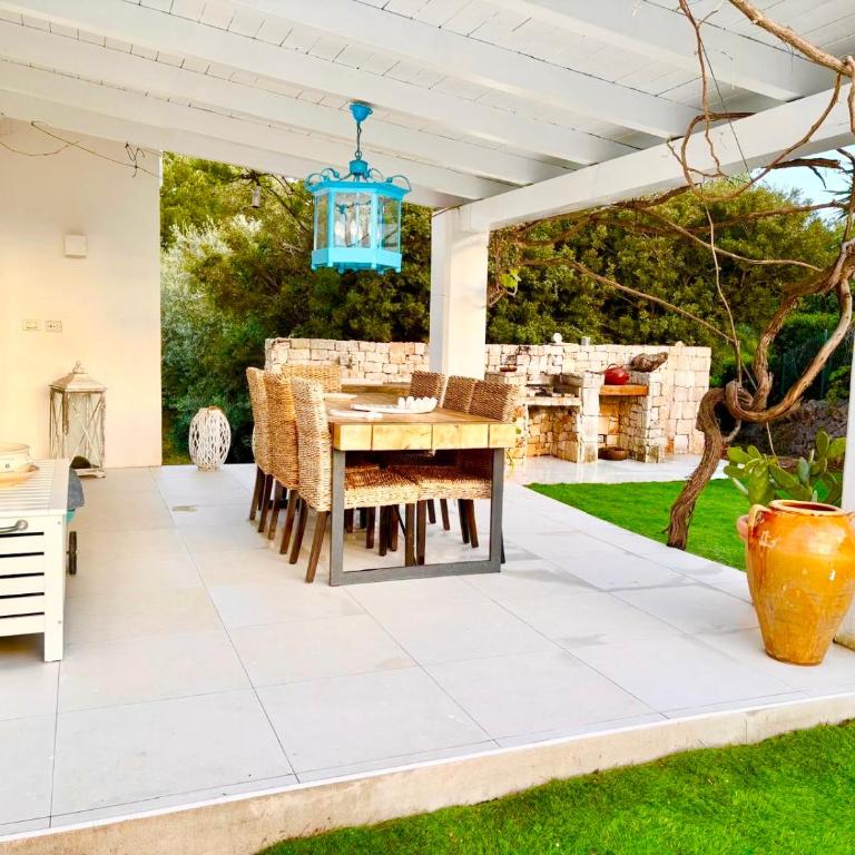 Luxury Ostuni Beachfront Villa with Pool & Private Parking - Villa - 7