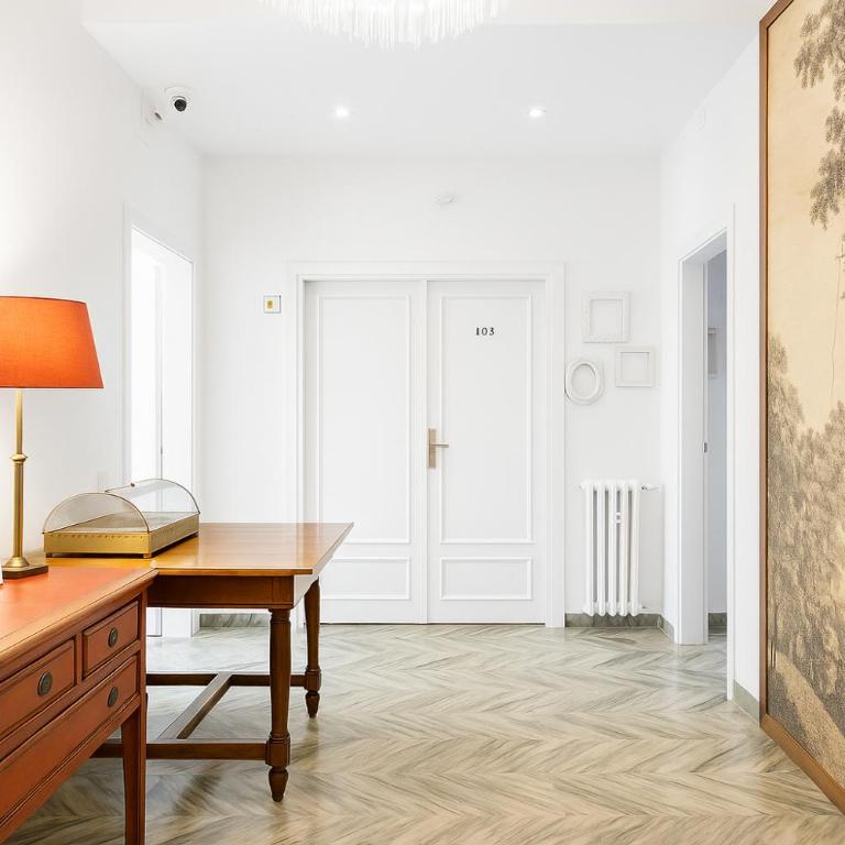 Roma Talenti Breme B&B - Camera Tripla con Bagno Privato Esterno - 12