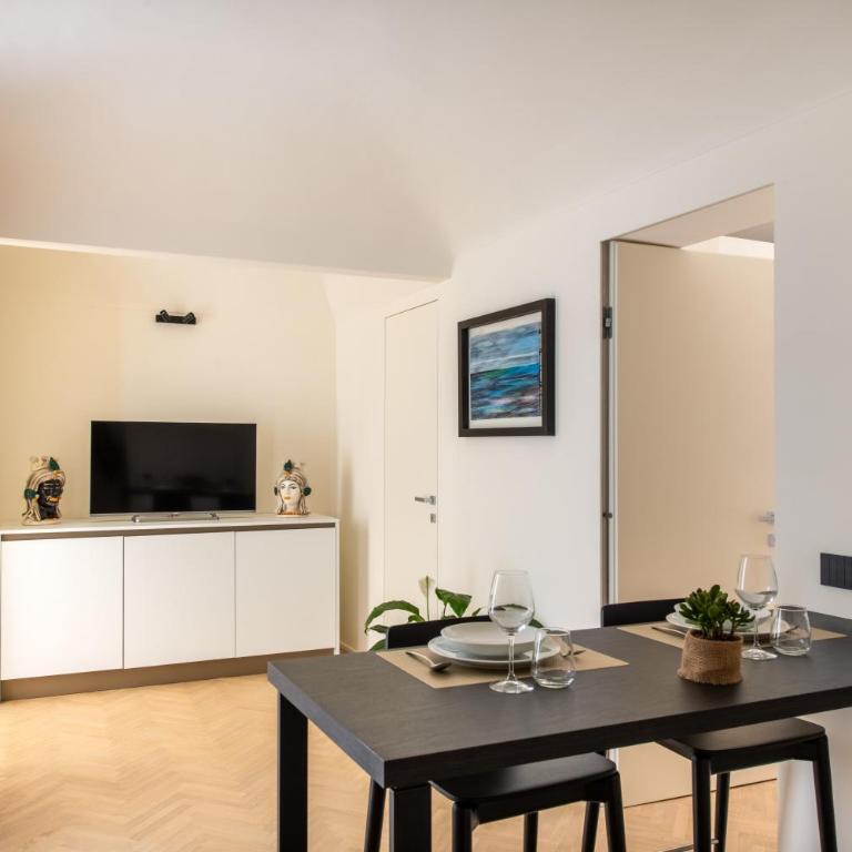 Palazzo Botta Suites - Camera Quadrupla Premium - 10