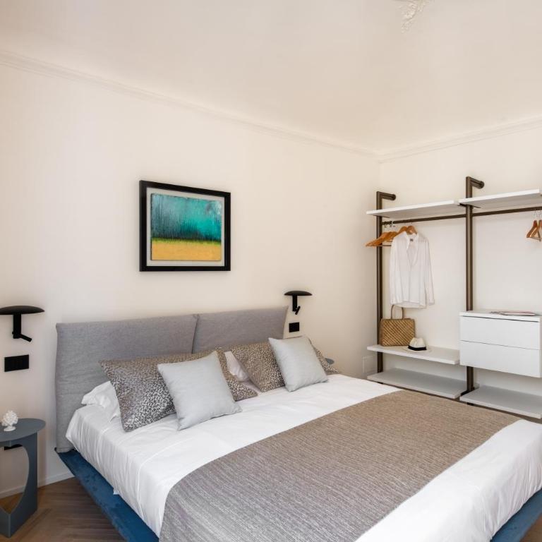 Palazzo Botta Suites - Camera Quadrupla Premium - 11
