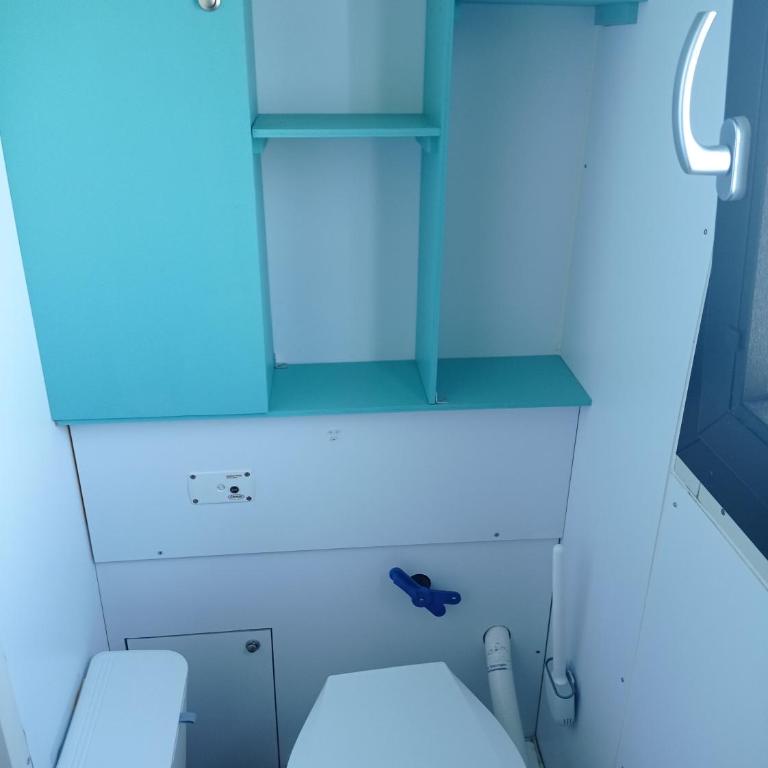 Houseboat BlueSeaDream Dolphin Casetta Galleggiante - Casa Mobile - 5