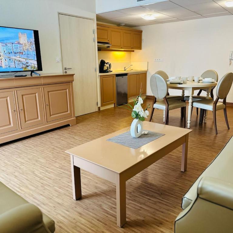 T2 à proximité Grands Buffets - One-Bedroom Apartment - 1