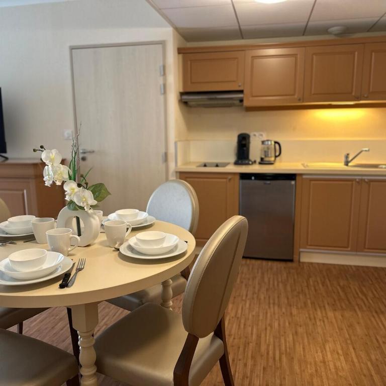 T2 à proximité Grands Buffets - One-Bedroom Apartment - 4
