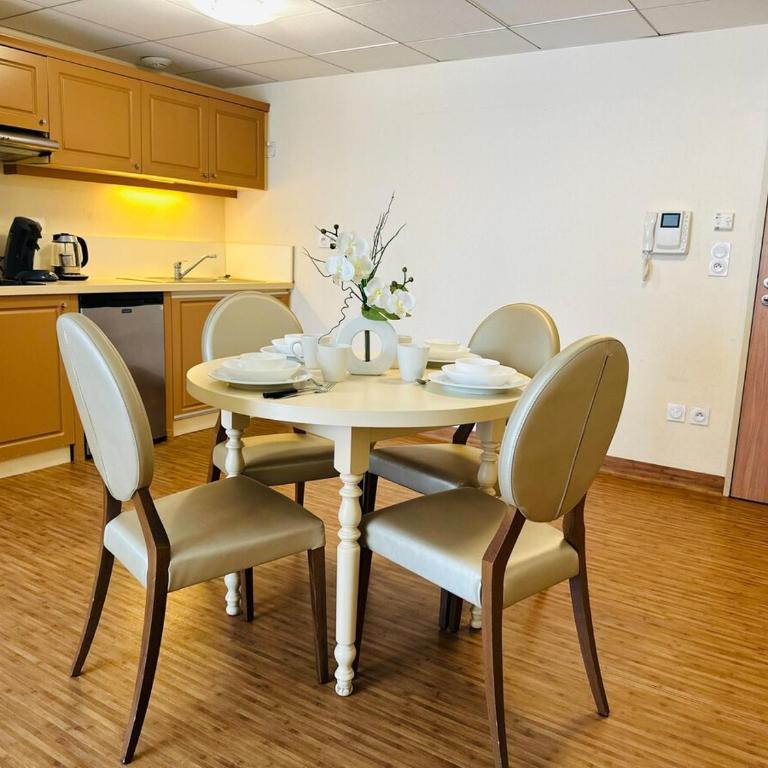 T2 à proximité Grands Buffets - One-Bedroom Apartment - 7