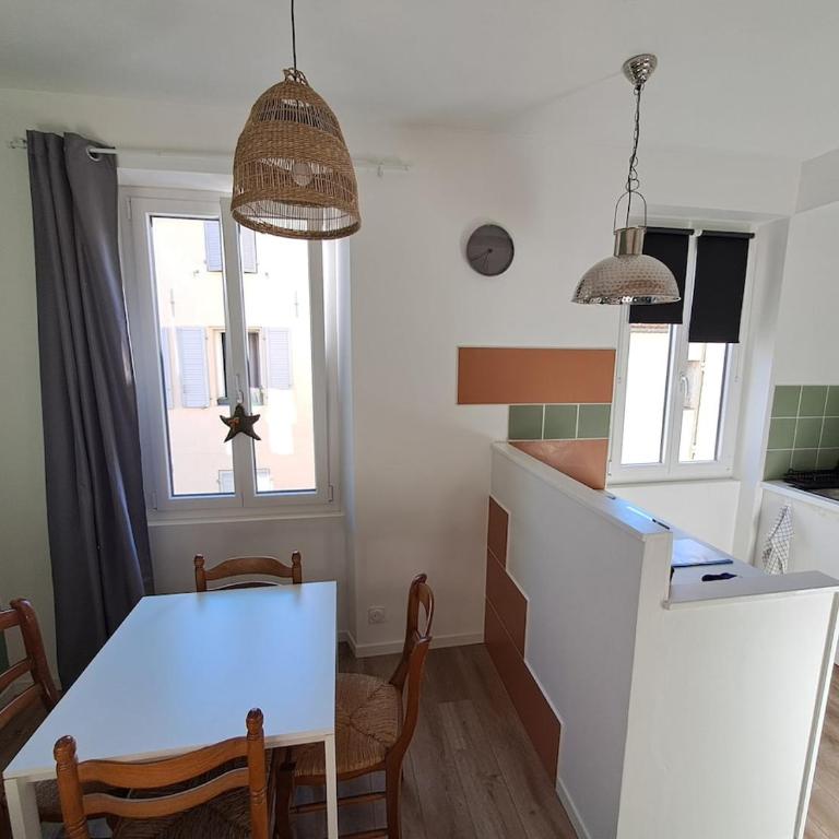 T2 neuf Mourillon climatisé - Apartment mit 1 Schlafzimmer - 11