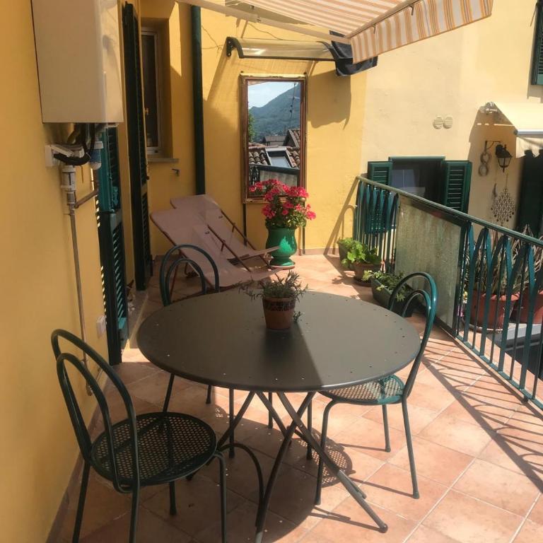 Casa Vacanze Gerenzone - Lecco - Appartamento con 2 Camere da Letto e Balcone - 2