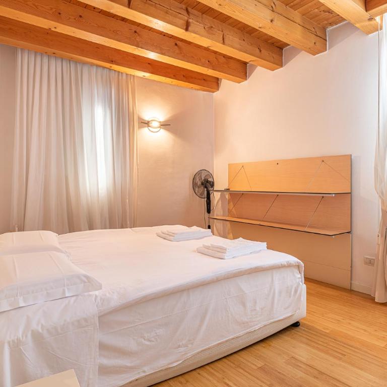 MAISON MARIA city center Public Parking Available - Appartamento con 1 Camera da Letto - 12
