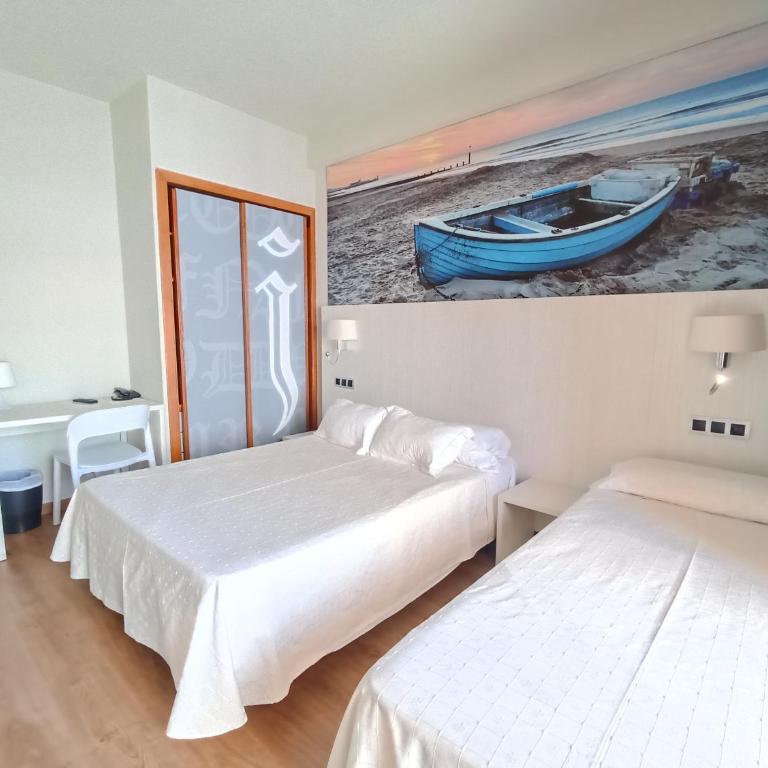 Hotel Joya - Habitación Doble con cama supletoria - 1 o 2 camas (2 adultos + 1 niño) - 2
