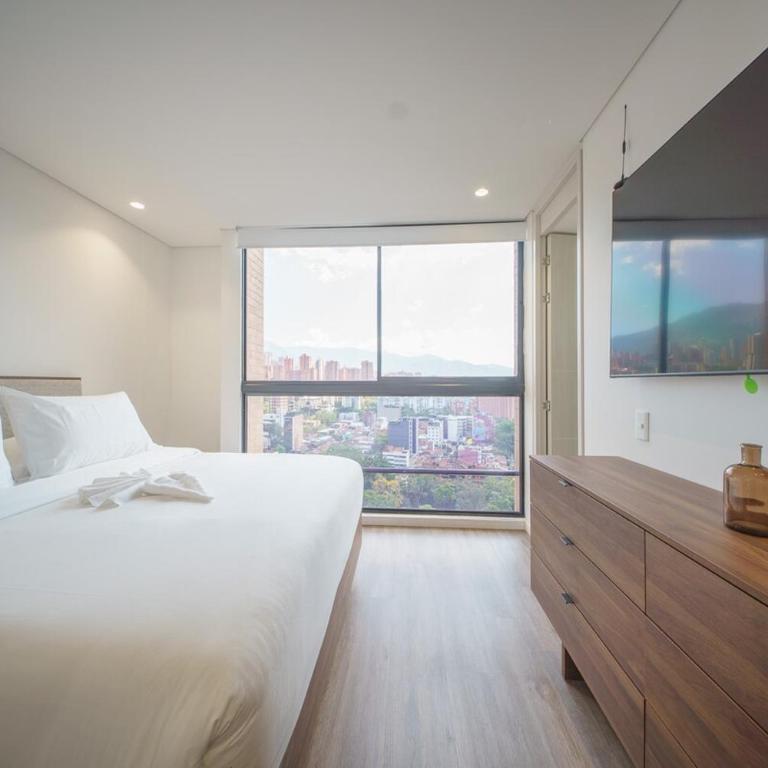 Luxury 2 Bedroom Highrise Apt 5 Min from Provenza - Apartamento de 2 dormitorios - 2