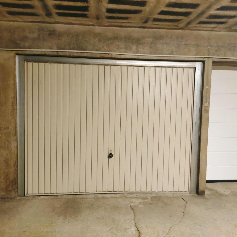 T3 Hypercentre Annecy - Lac & Garage - Tout à pied - Two-Bedroom Apartment - 22