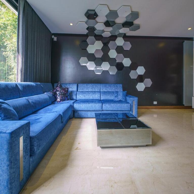 Luxury Mansion 8 Bed, Heated Pool, Jacuzzi & Gym - Villa - 9