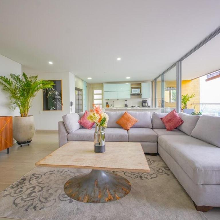 Modern 5 Bedroom w Jacuzzi & Amazing View, Poblado - Apartamento - 1