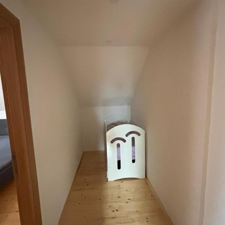 SlatkiDom - Four-Bedroom Apartment - 16