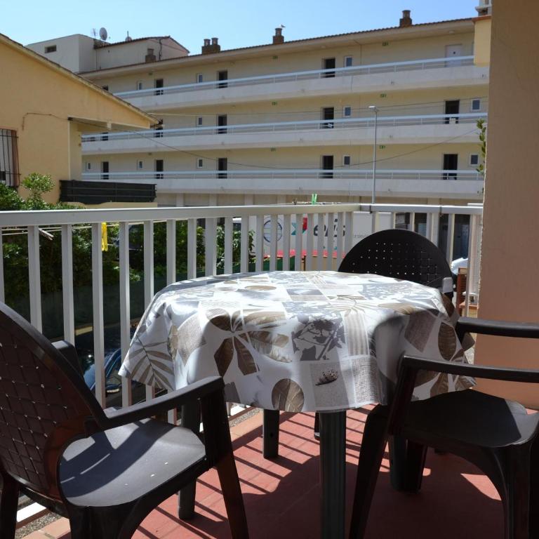 Apartamento económico cerca de la playa, con terraza y parking en L'Estartit - ES-323-48 - Apartment - 12
