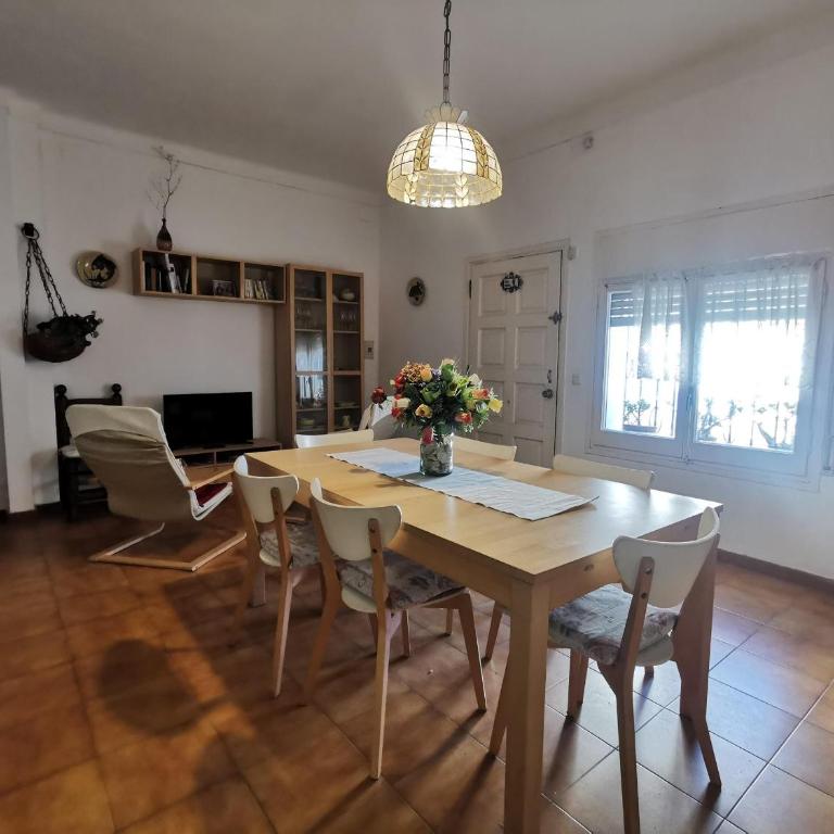Casa espaciosa de 10 pers. con terraza, cerca de la playa y área de entretenimiento en Llançà - ES-89-138 - Vacation Home - 4