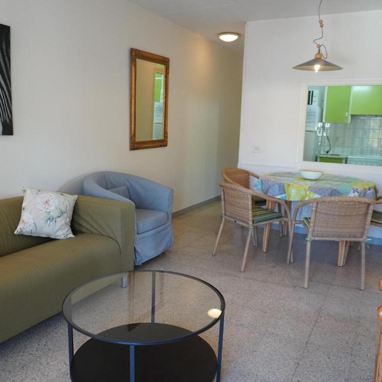 Apartamento cerca de la playa - ES-323-88 - Apartment - 7