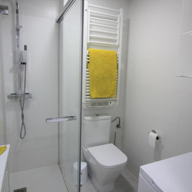 Estudio acogedor con terraza y parking incluido - ES-258-33 - Studio - 3