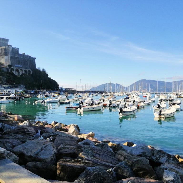 La Graziosa in Villa wifi parcheggio gratuito self check-in zona Lerici Guercio - Villa con 3 Camere da Letto - 61