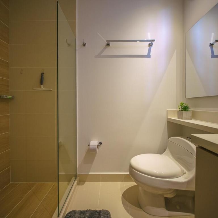 Luxury High-Rise in Medellin 2BR Executive Retreat - Apartamento de 2 dormitorios - 16