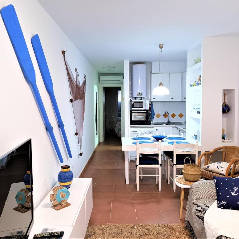 Apartamento tranquilo con piscina y terraza en Roses - ES-258-96 - Apartment - 8