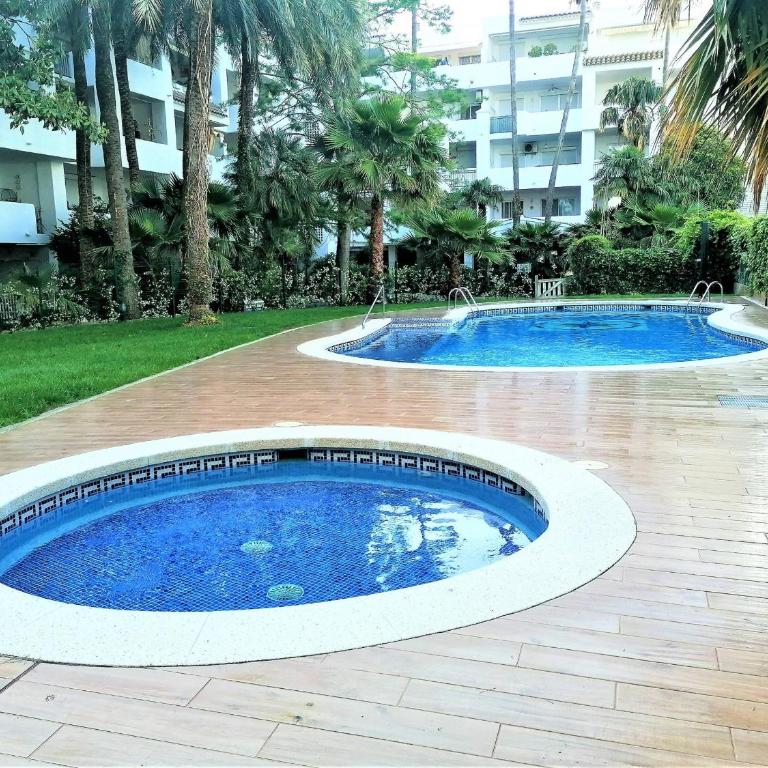 Apartamento tranquilo con piscina y terraza en Roses - ES-258-96 - Apartment - 16