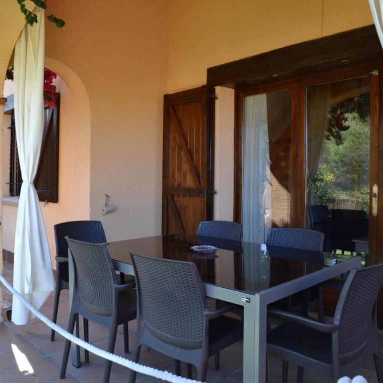Casa acogedora con jardín y piscina en zona tranquila cerca de la playa en L'Estartit - ES-323-16 - Vacation Home - 8