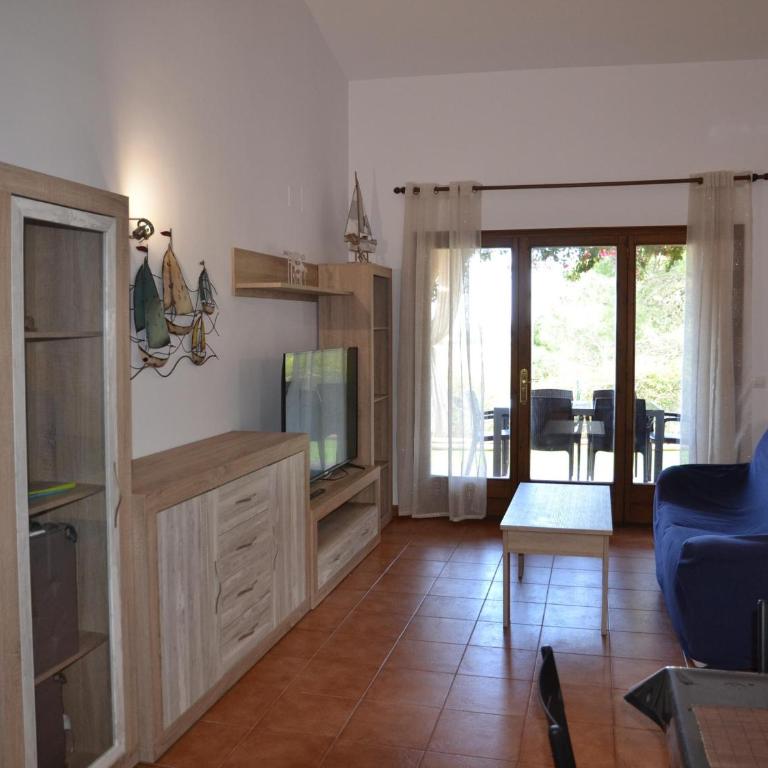 Casa acogedora con jardín y piscina en zona tranquila cerca de la playa en L'Estartit - ES-323-16 - Vacation Home - 15