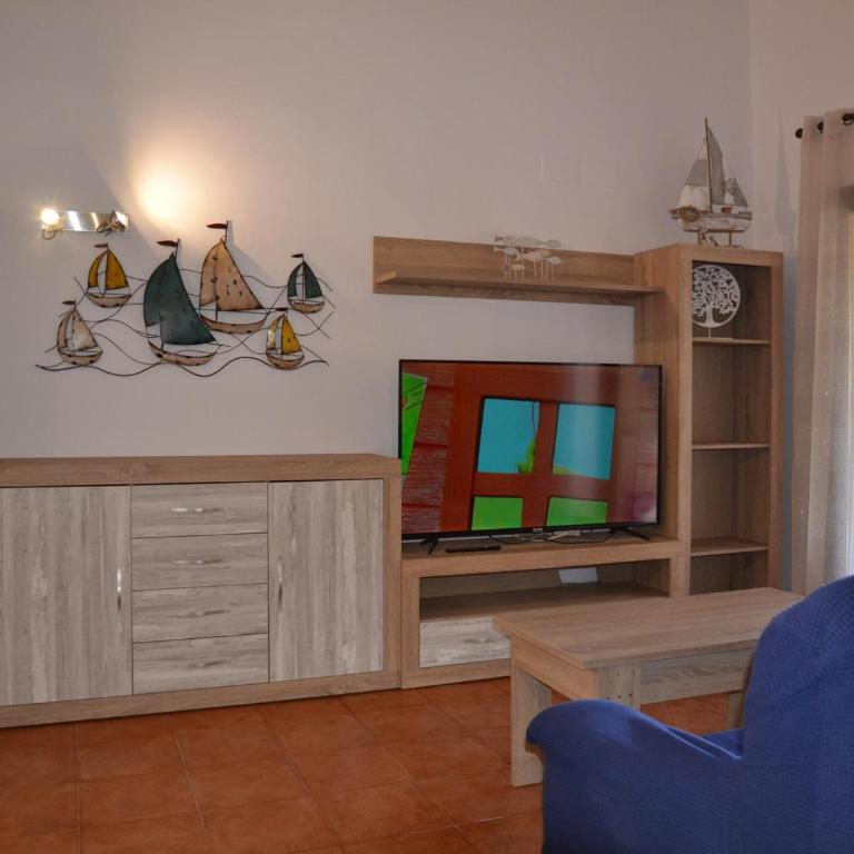 Casa acogedora con jardín y piscina en zona tranquila cerca de la playa en L'Estartit - ES-323-16 - Vacation Home - 16