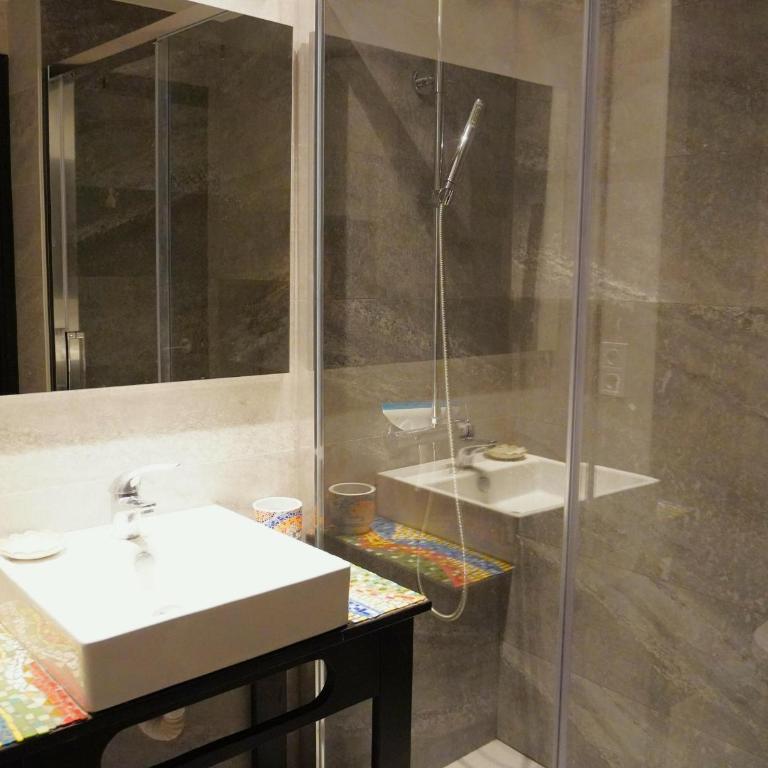 Apartamento en Primera Línea de Playa con Piscina y Terraza – L'Estartit - ES-323-26 - Apartment - 15