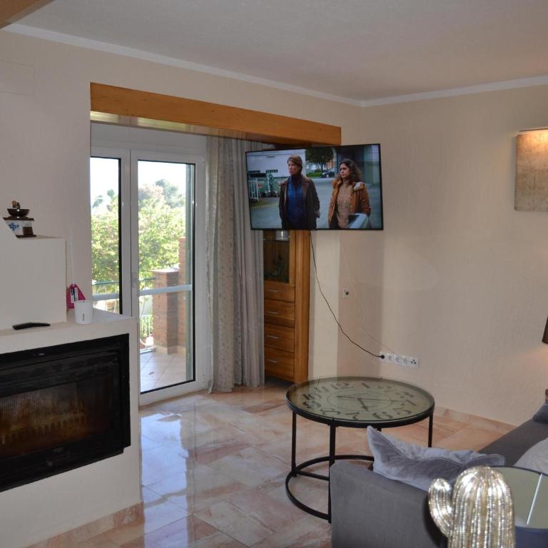 Casa moderna en zona tranquila con piscina y cerca de la playa en Torroella de Montgrí - ES-323-17 - Vacation Home - 10