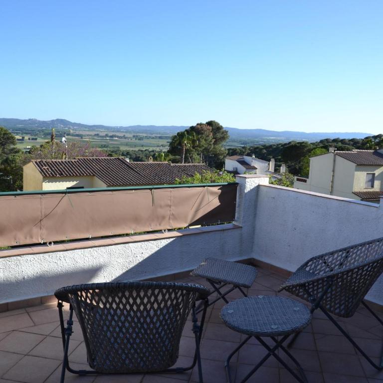 Casa moderna en zona tranquila con piscina y cerca de la playa en Torroella de Montgrí - ES-323-17 - Vacation Home - 13