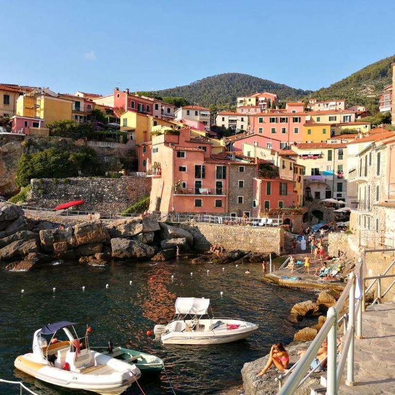 La Graziosa in Villa wifi parcheggio gratuito self check-in zona Lerici Guercio - Villa con 3 Camere da Letto - 66